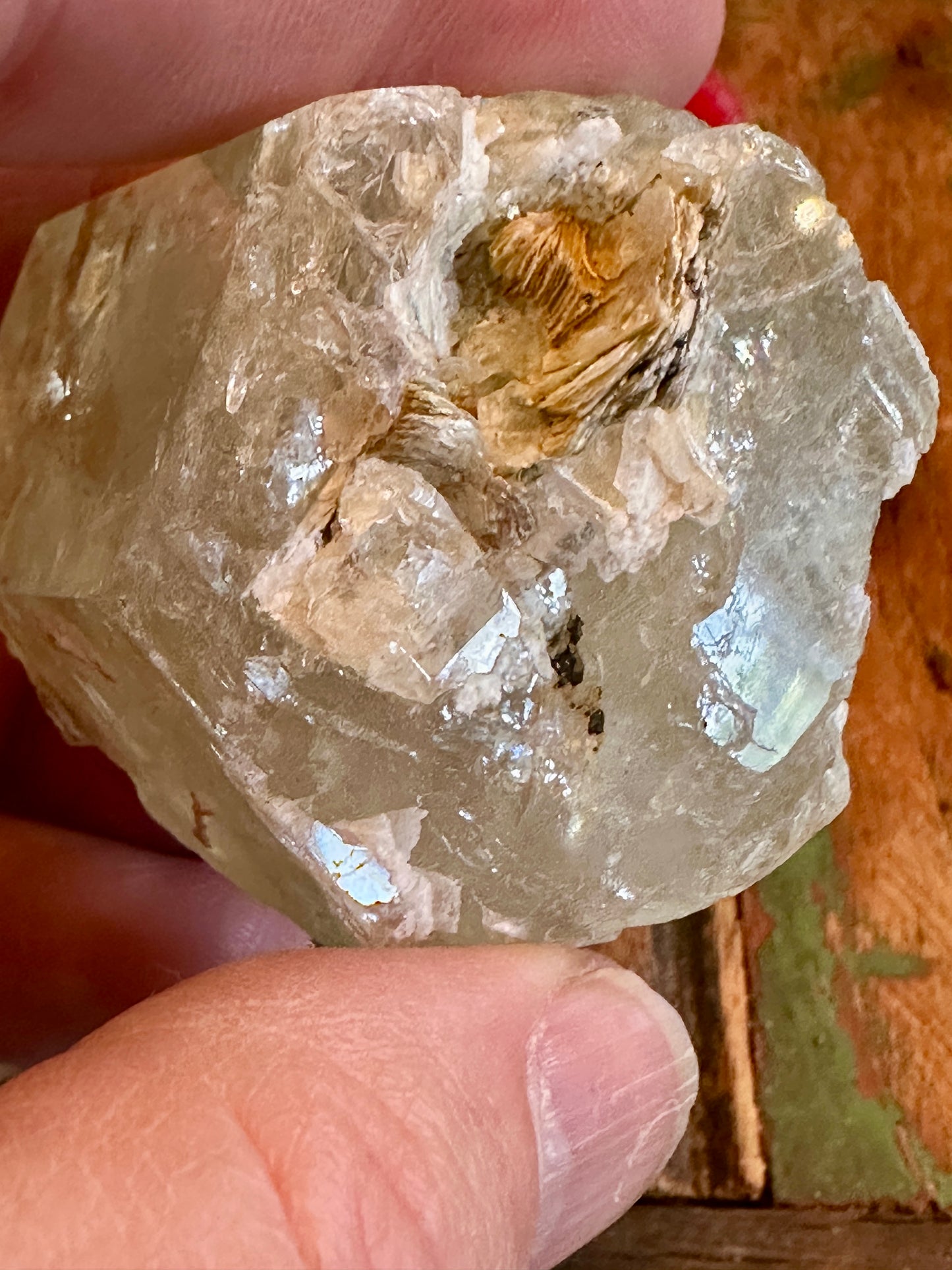 Beryl var. Goshenite