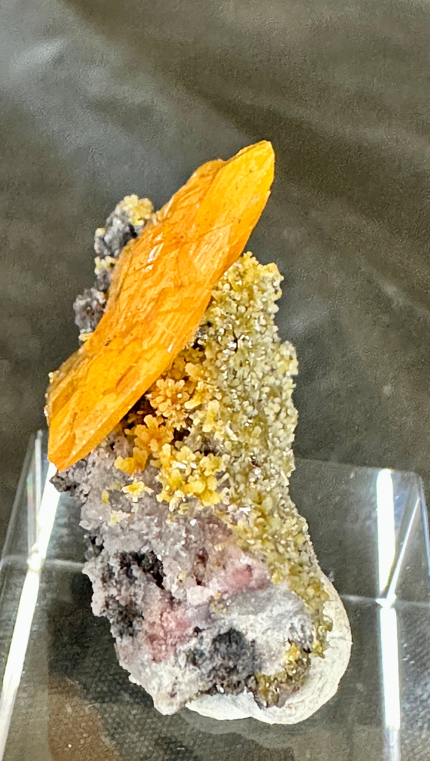 Wulfenite