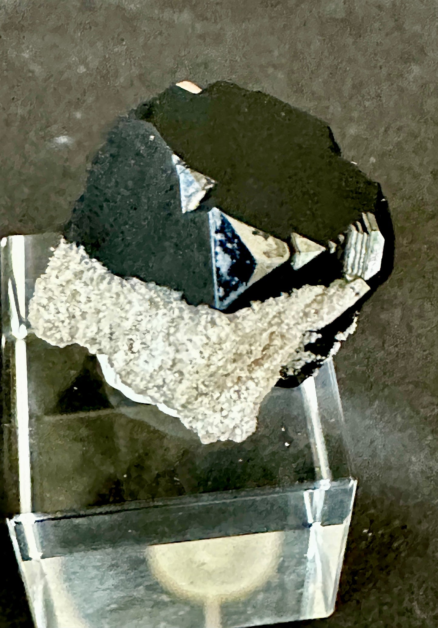 Killer Bixbyite