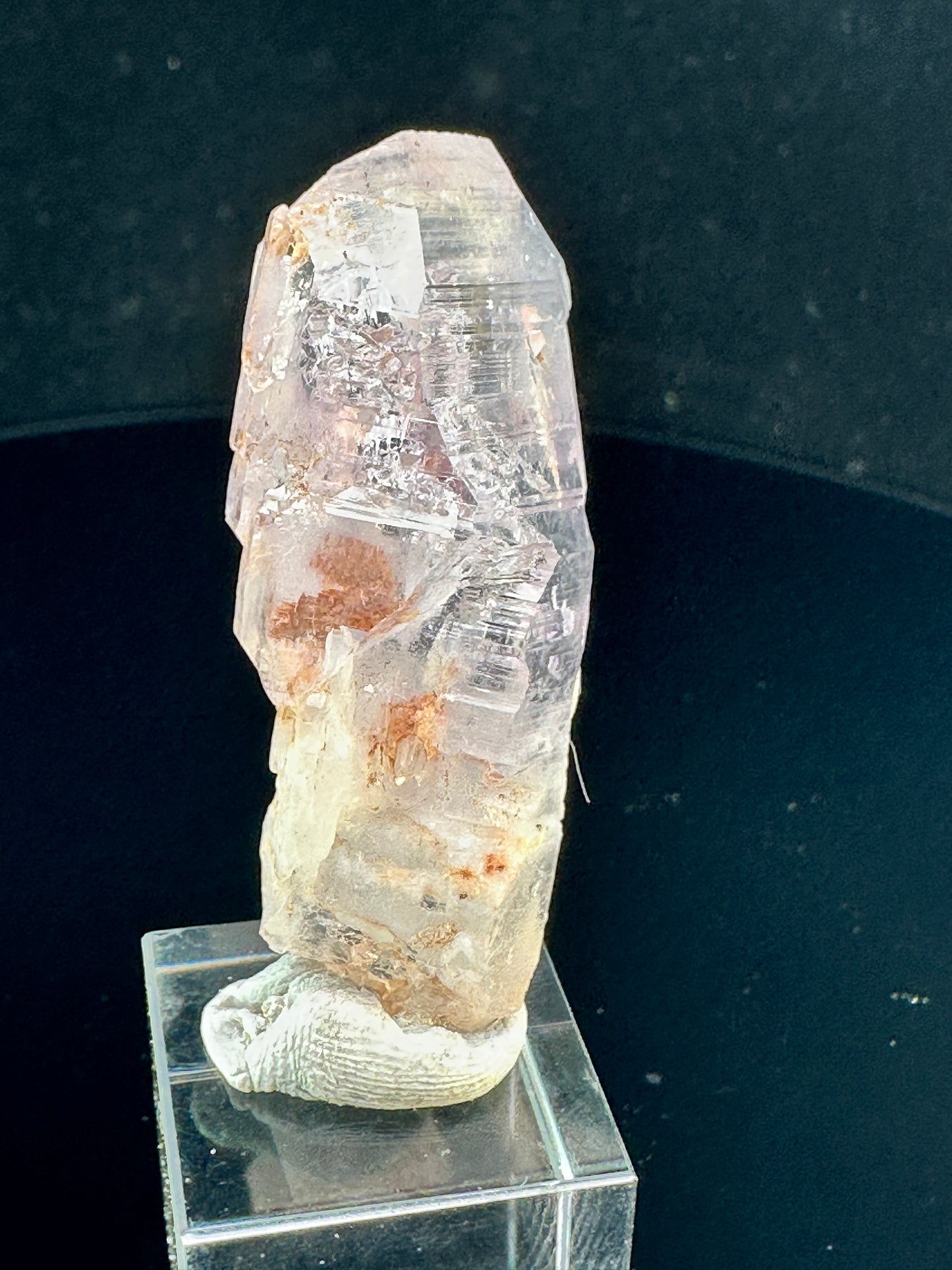 Quartz var: amethyst from Utah