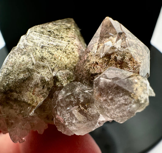 Quartz w/ Chlorite inclusions