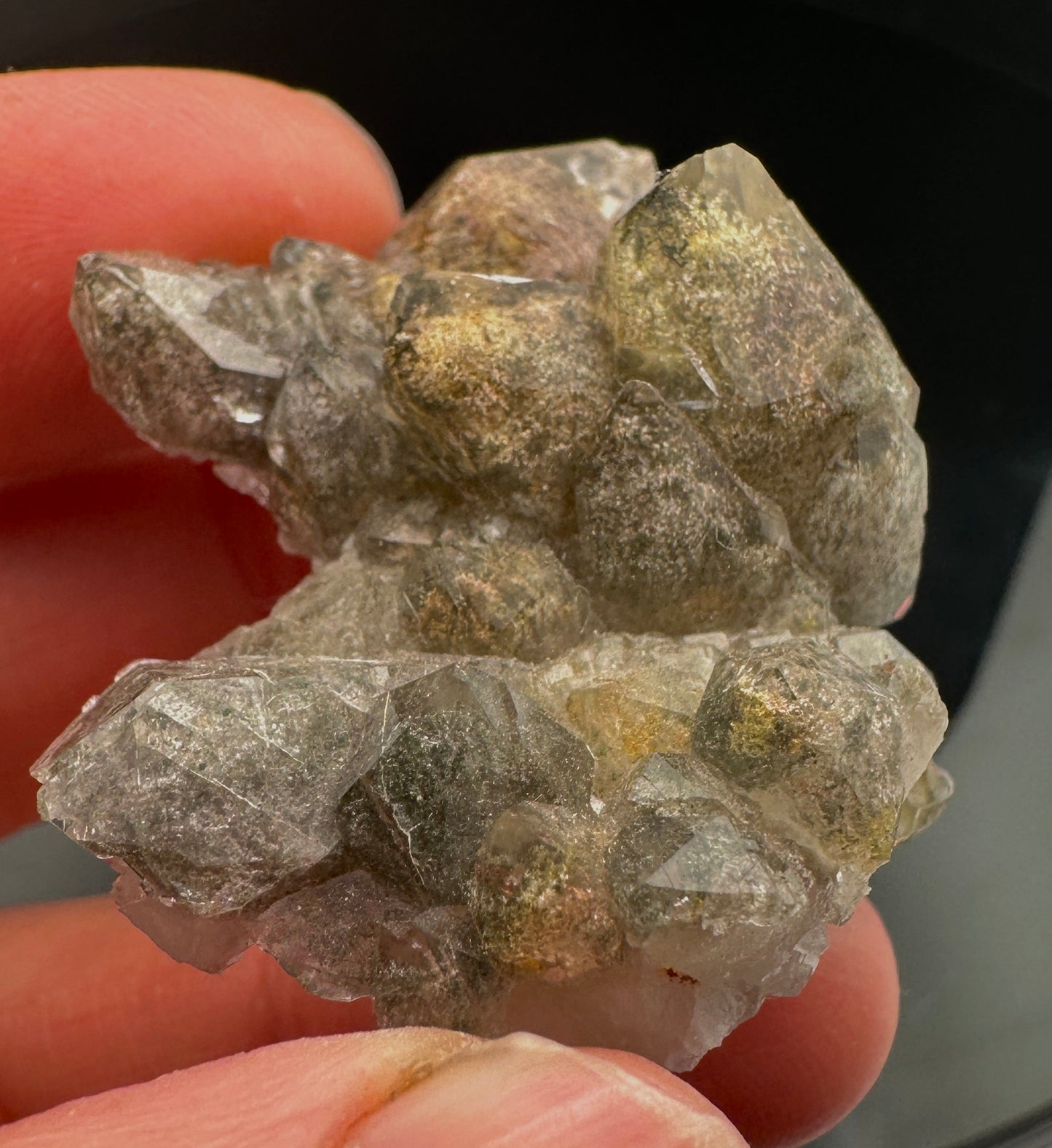 Quartz w/ Chlorite inclusions