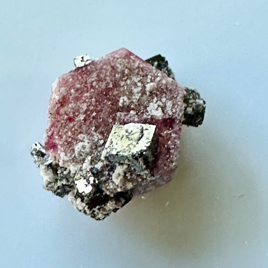 Red Beryl with Bixbyite