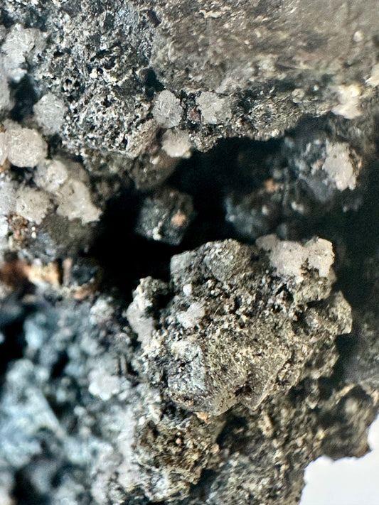 Magnetite after Garnet