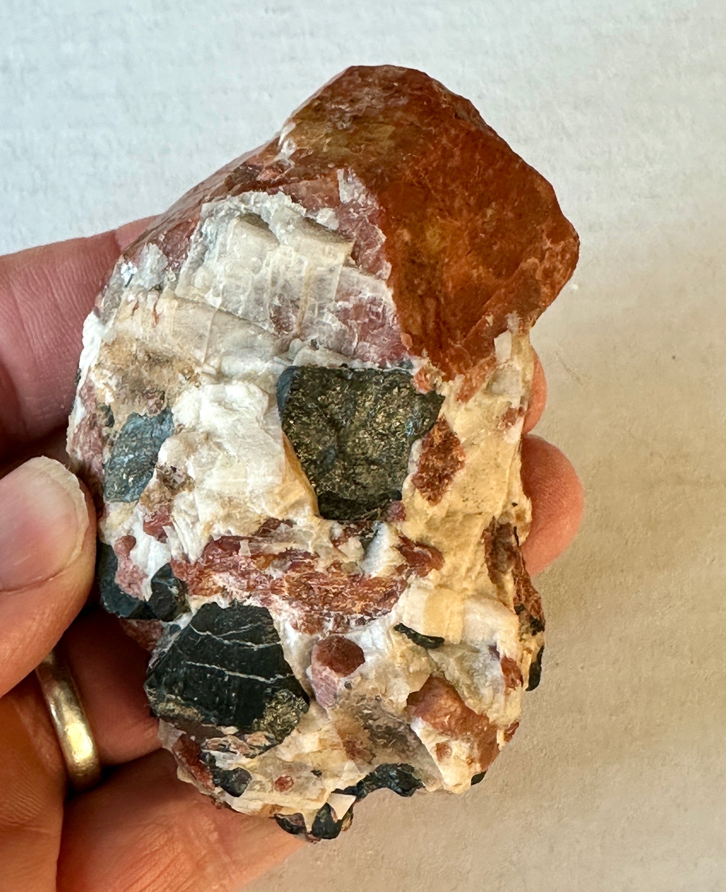 Troosite (Willemite) & Franklinite & Calcite (UV)