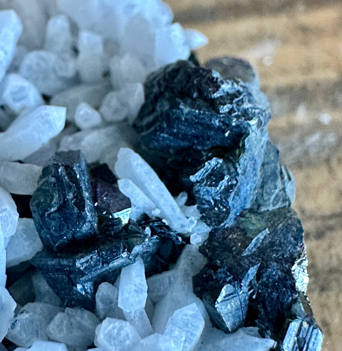 Quartz on Sphalerite