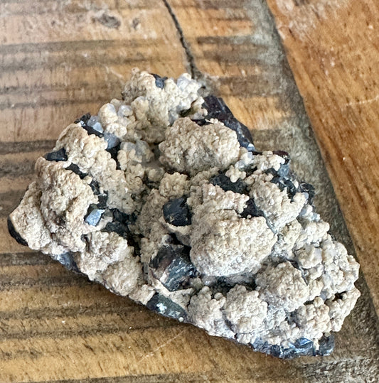 Siderite on Sphalerite