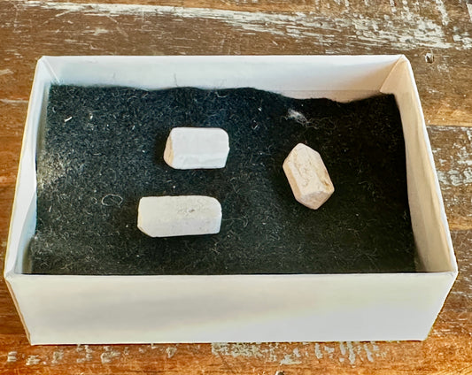 Tincalconite pseudomorph