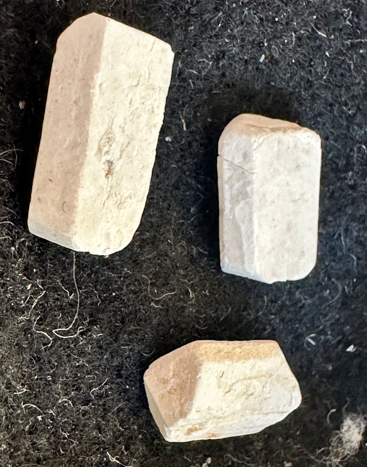 Tincalconite pseudomorph