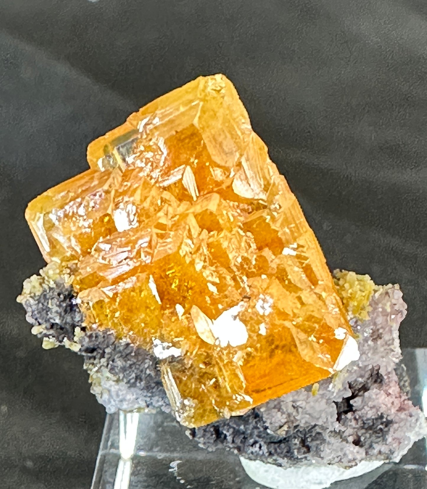 Wulfenite