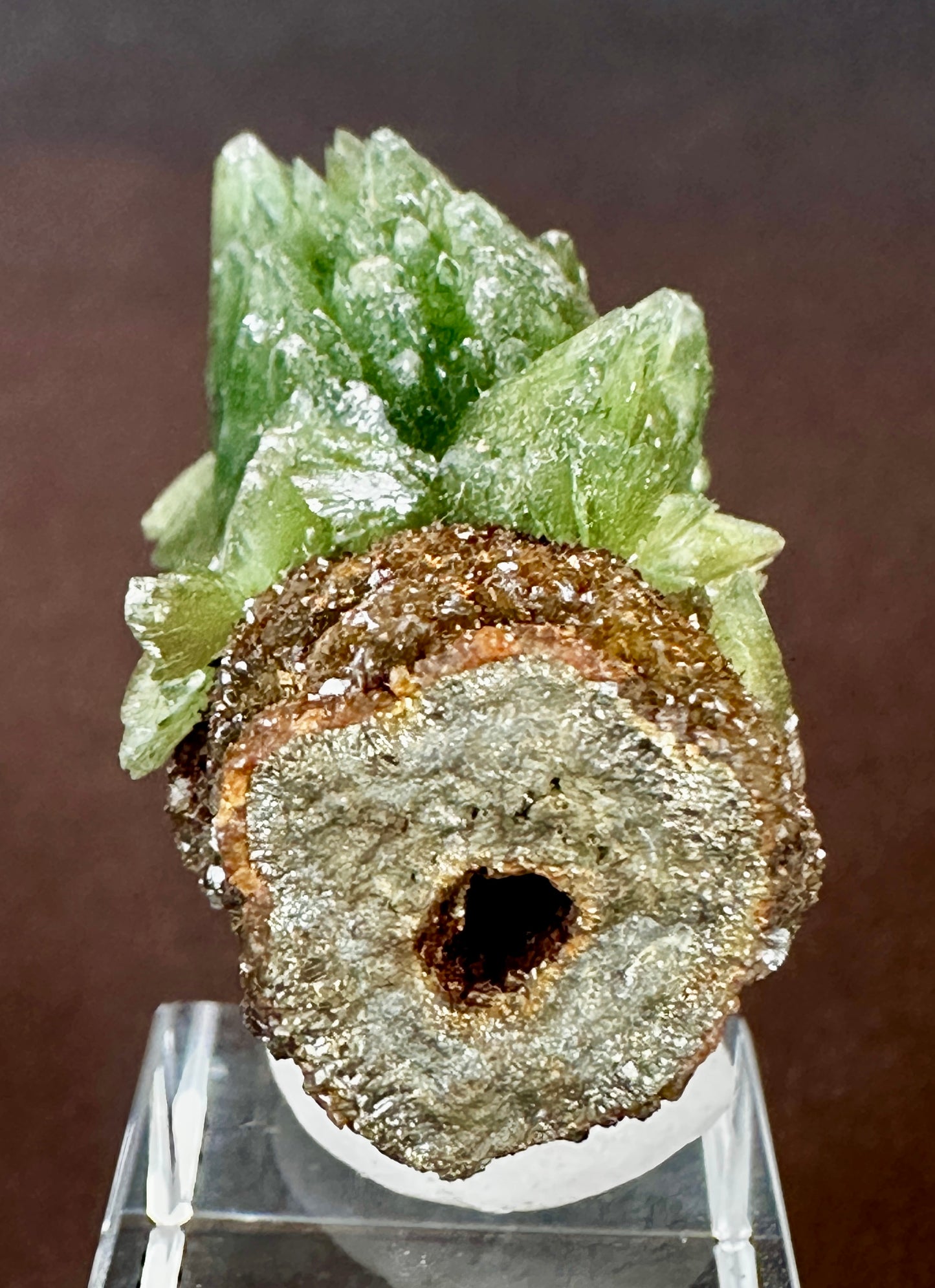 Ludlumite on Marcasite