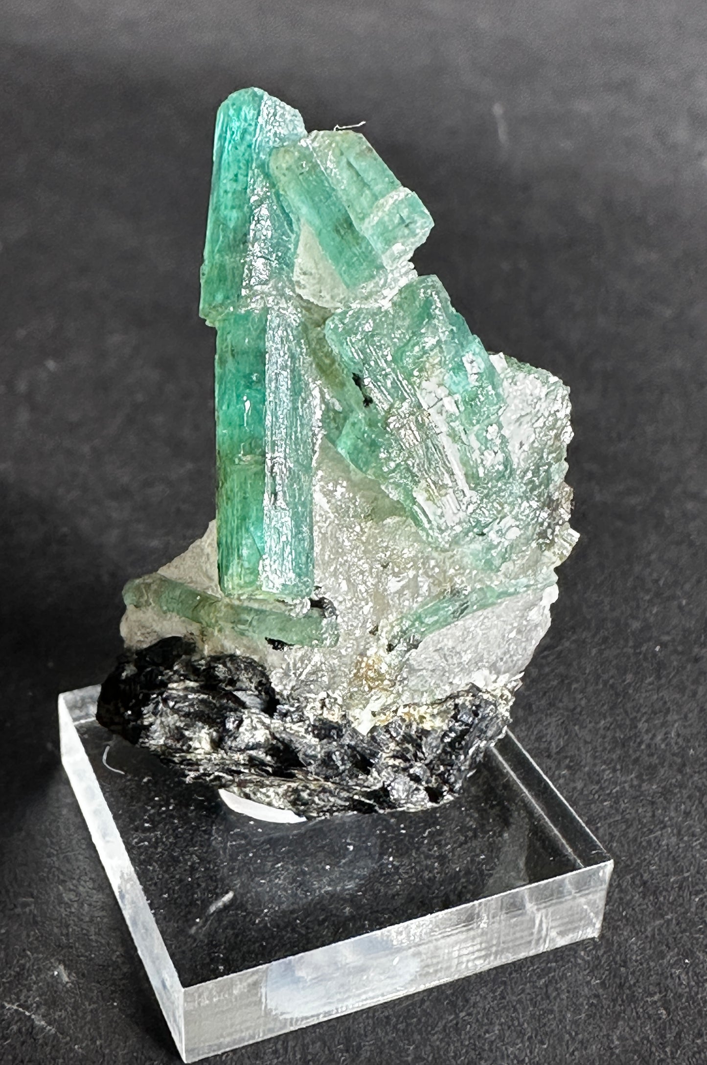 Emerald on Quartz