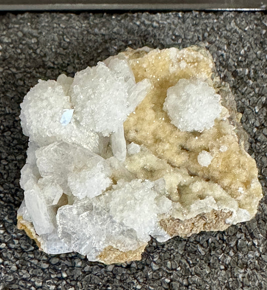 Thomsonite