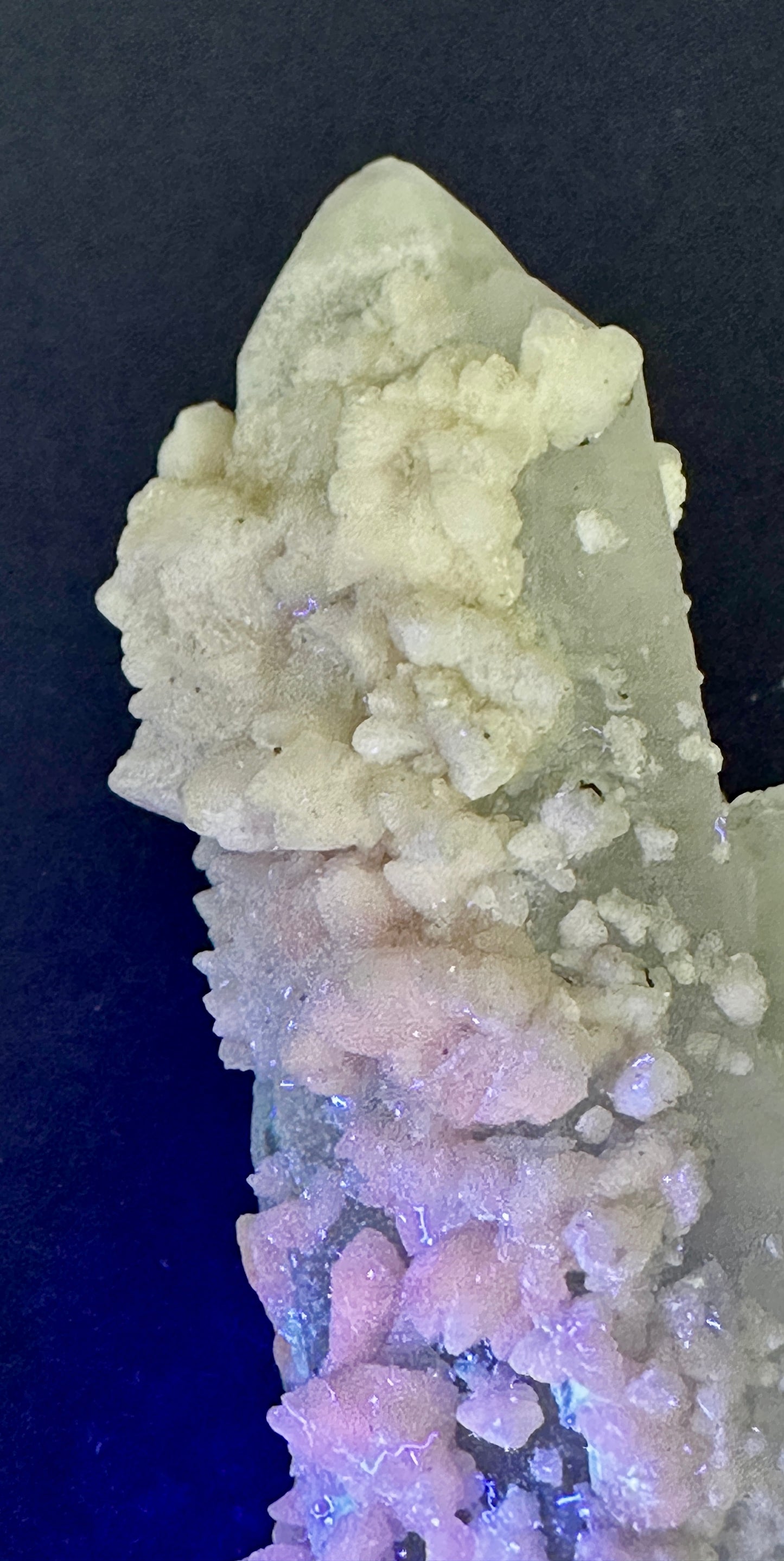Calcite on Quartz