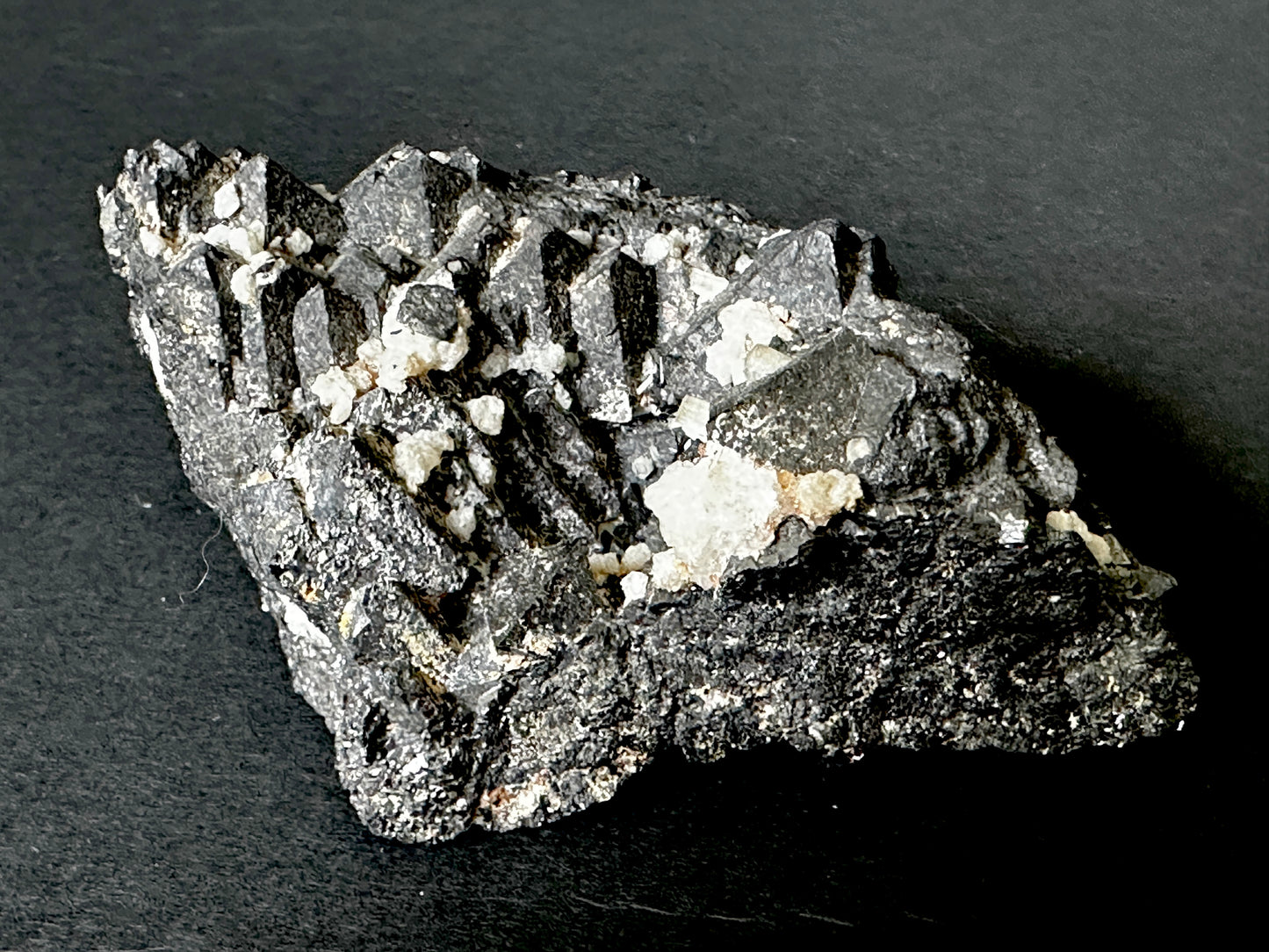 Martite; Hematite after Magnetite