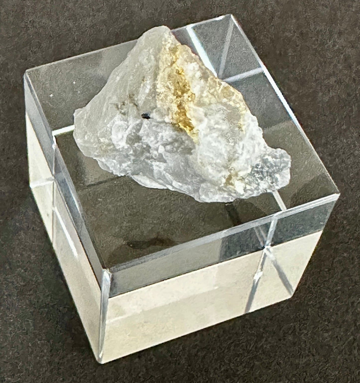 Gold in Quartz