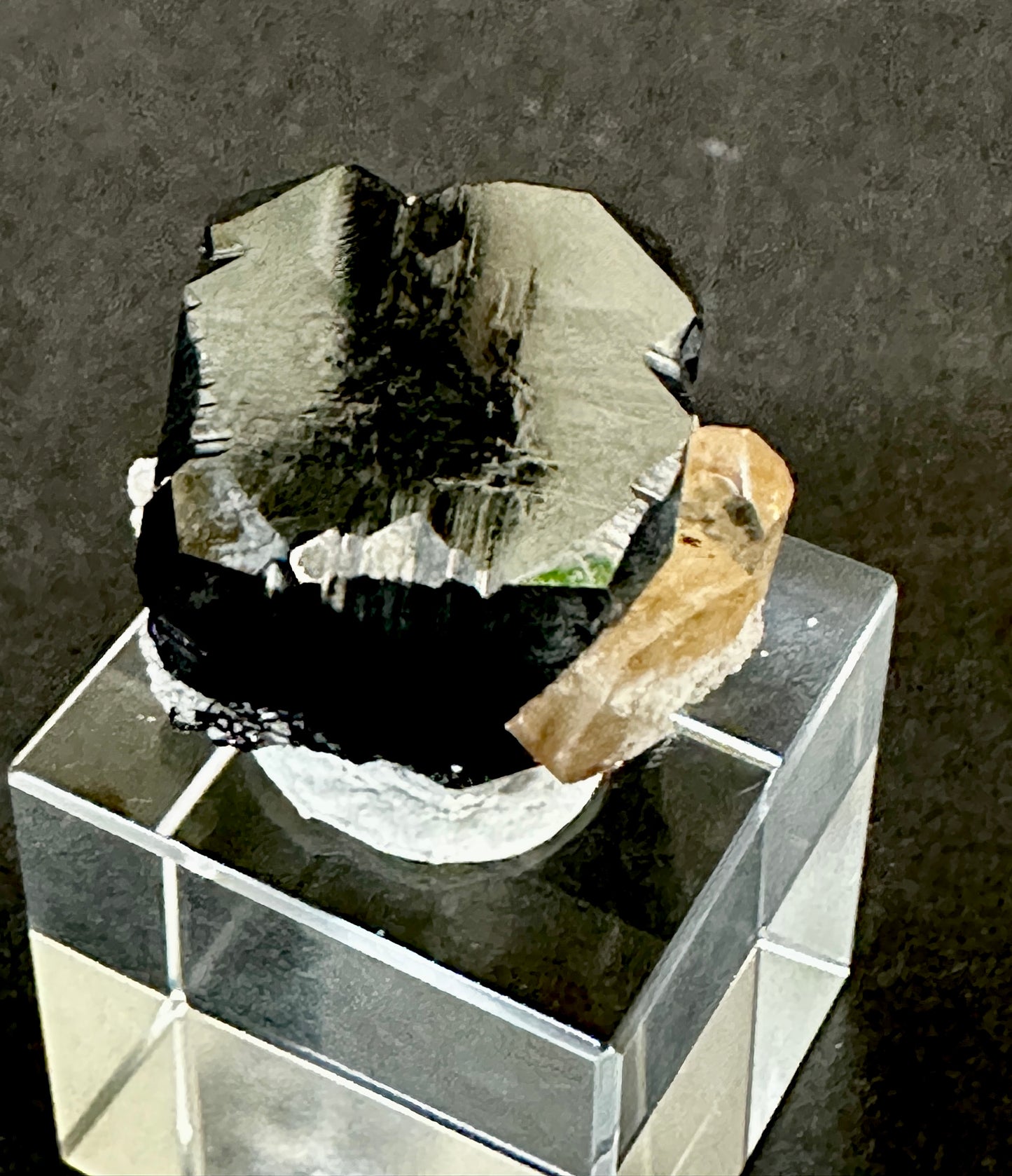 Killer Bixbyite